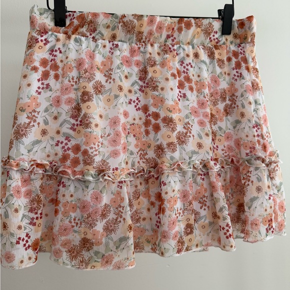 Altar'd State Dresses & Skirts - Altar’d State Layered Floral Mini Skirt